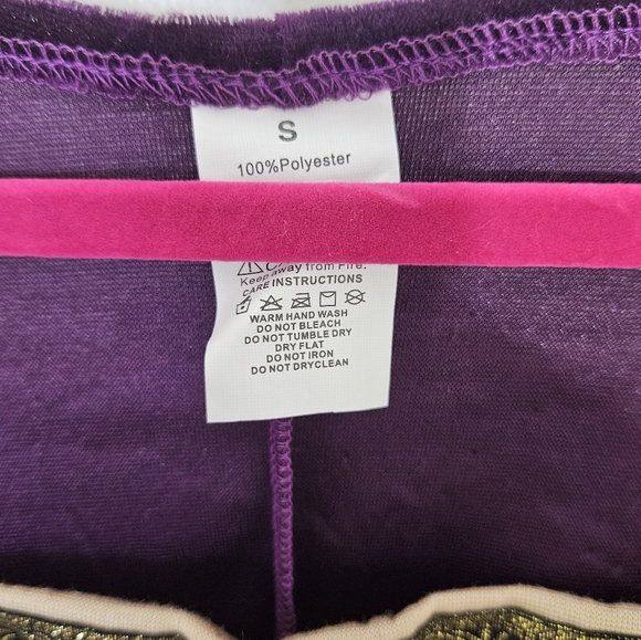 Womens purple/gold renaissance dress. Size S. New w/o tags. Halloween/dress up. - Picture 4 of 6